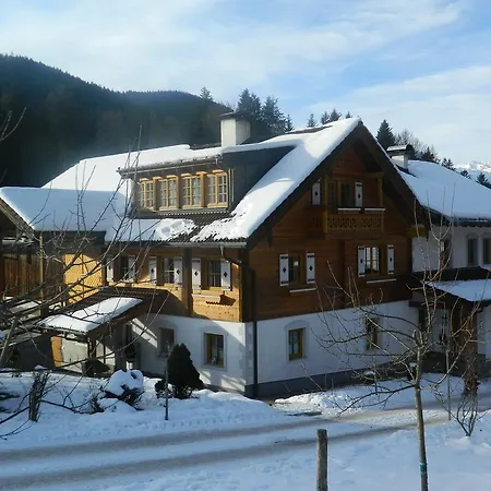 Reiters-Ferienhaus Russbach am Pass Gschuett Exterior photo